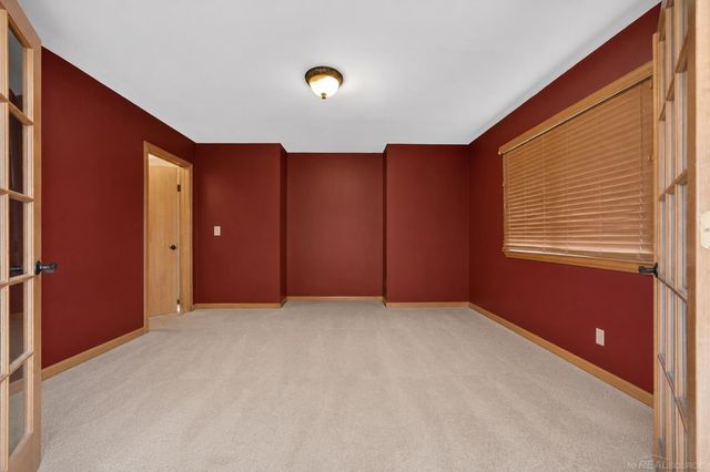 49132 Stratford Drive, Chesterfield Twp, MI 48047