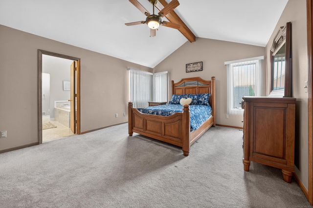 49132 Stratford Drive, Chesterfield Twp, MI 48047