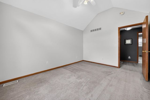 49132 Stratford Drive, Chesterfield Twp, MI 48047
