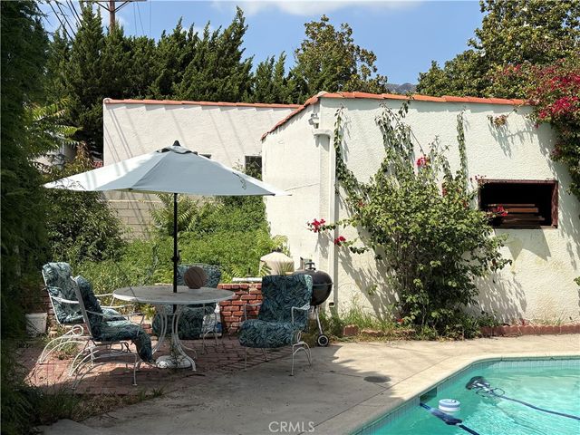 1367 Cleveland, Glendale, CA 91202