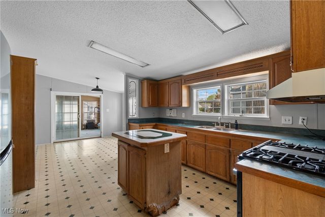 1314 S Park Avenue NW, Canton, OH 44708