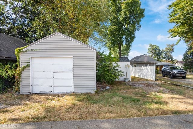 1314 S Park Avenue NW, Canton, OH 44708