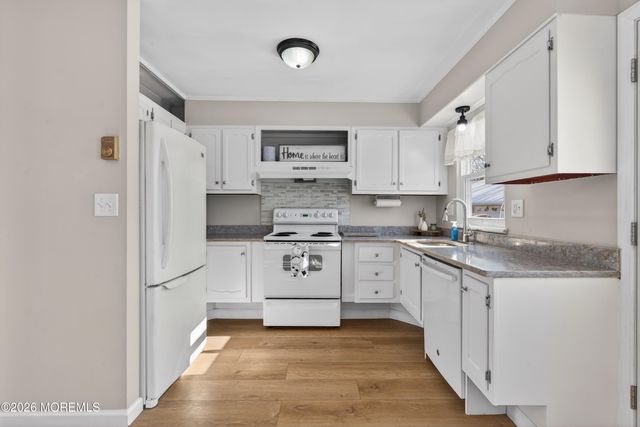 116A Buckingham Drive, Lakewood, NJ 08701