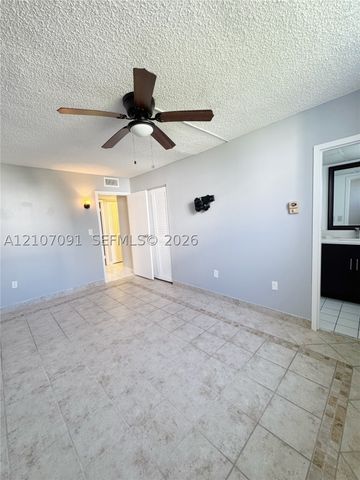 2800 Somerset Dr 115J, Lauderdale Lakes, FL 33311