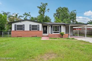 6013 WOODSIDE Drive, Jacksonville, FL 32210