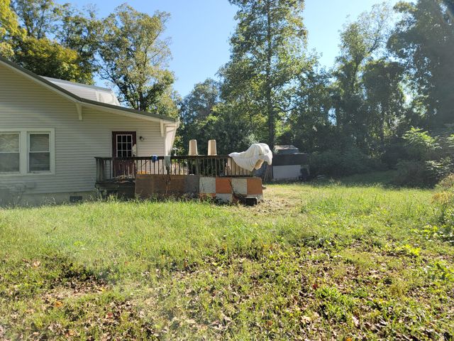 1432 Tipton Station Rd, Knoxville, TN 37920