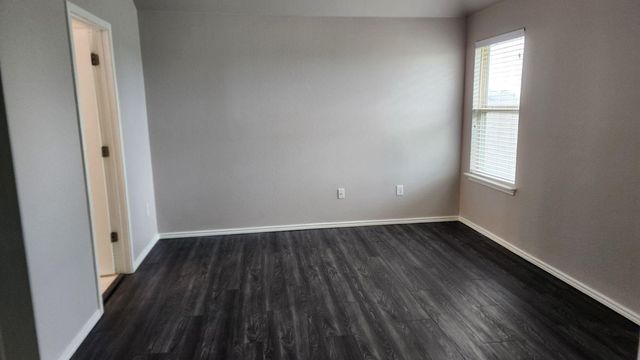 256 Pebble Creek LN, Buda, TX 78610