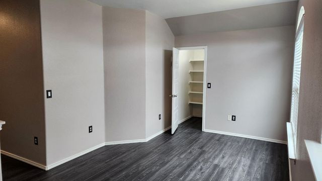 256 Pebble Creek LN, Buda, TX 78610