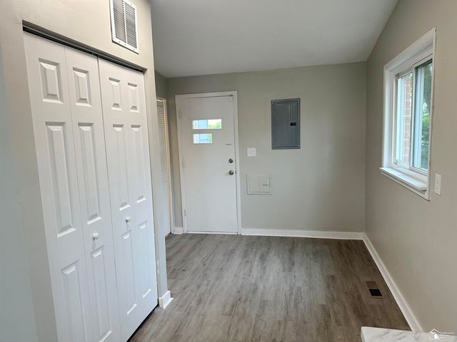 29219 York Street, Inkster, MI 48141
