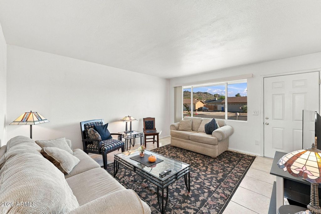 2158 E CLAIRE Drive, Phoenix, AZ 85022 — photo 4