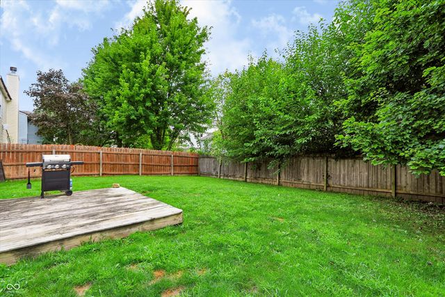 8394 S Shady Trail Drive, Pendleton, IN 46064