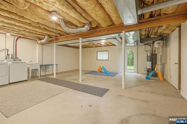 209 Raymound Boulevard, Par-troy Hills Twp., NJ 07054
