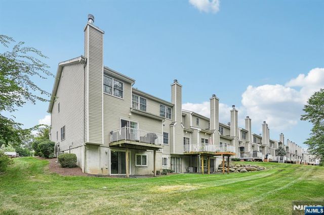 209 Raymound Boulevard, Par-troy Hills Twp., NJ 07054