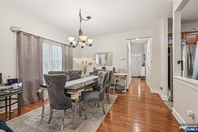 209 Raymound Boulevard, Par-troy Hills Twp., NJ 07054