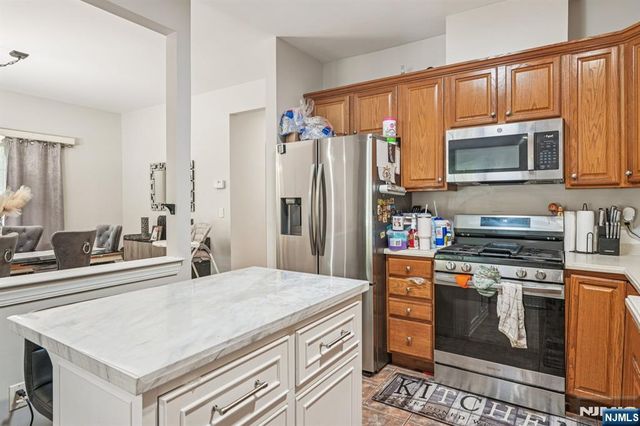 209 Raymound Boulevard, Par-troy Hills Twp., NJ 07054