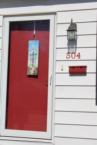 504 W Ellsworth Ave., Salina, KS 67401