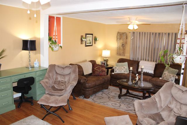 504 W Ellsworth Ave., Salina, KS 67401