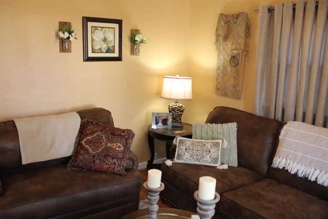 504 W Ellsworth Ave., Salina, KS 67401