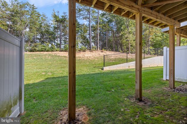 23459 SUGAR PINE LN, California, MD 20619