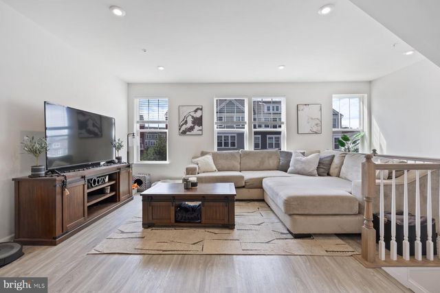 23459 SUGAR PINE LN, California, MD 20619