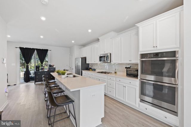 23459 SUGAR PINE LN, California, MD 20619