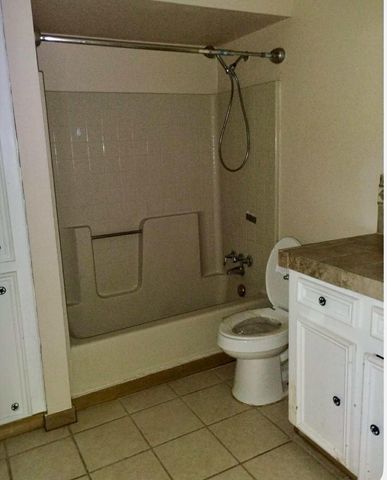 211 Bobwhite Lane, Livingston, TX 77351