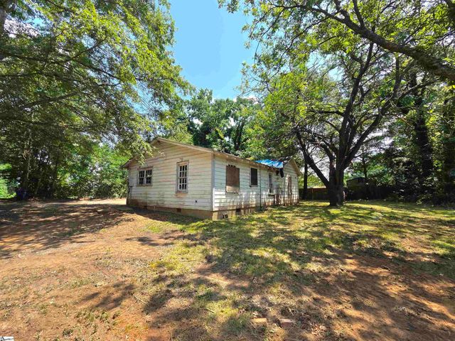 111 Cline Street, Taylors, SC 29687