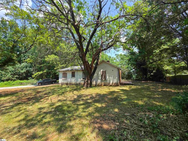 111 Cline Street, Taylors, SC 29687