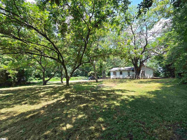 111 Cline Street, Taylors, SC 29687