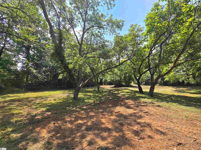 111 Cline Street, Taylors, SC 29687