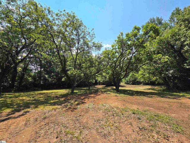 111 Cline Street, Taylors, SC 29687