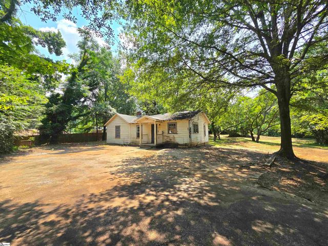 111 Cline Street, Taylors, SC 29687