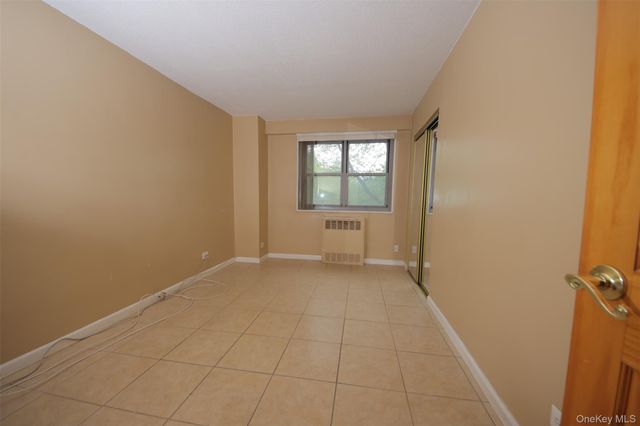 3410 De Reimer Avenue 3C, Bronx, NY 10475