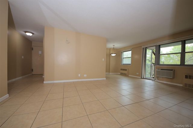3410 De Reimer Avenue 3C, Bronx, NY 10475