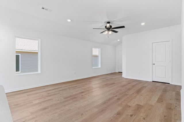 8025 Chesapeake Trail, Bauxite, AR 72011