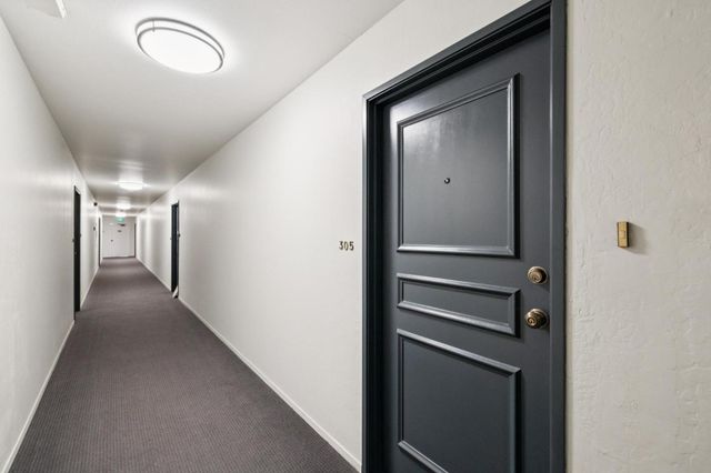 1515 Arc Way 305, Burlingame, CA 94010