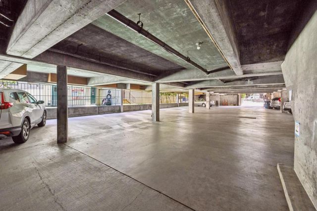 1515 Arc Way 305, Burlingame, CA 94010