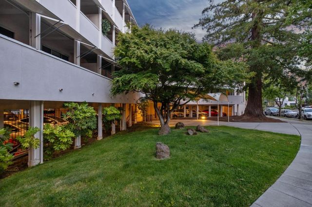 1515 Arc Way 305, Burlingame, CA 94010