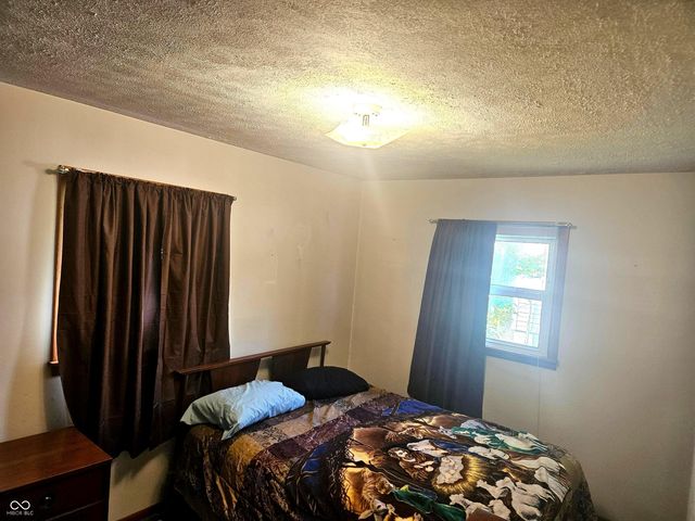 9470 N Old Port Royal, Martinsville, IN 46151