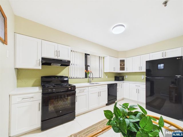 4905 Park Avenue 1C, Union City, NJ 07087