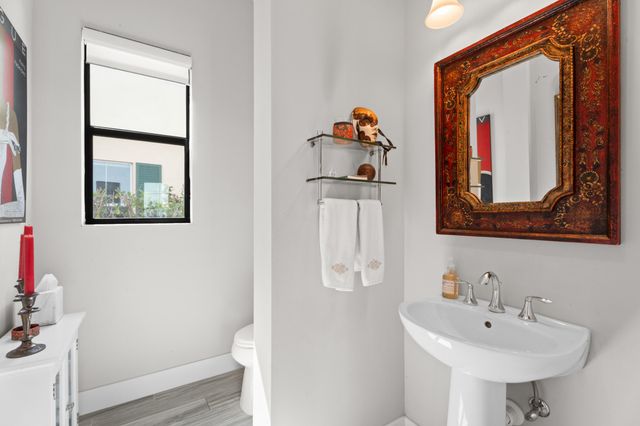 2093 Dickens Terrace, Palm Beach Gardens, FL 33418