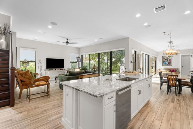 2093 Dickens Terrace, Palm Beach Gardens, FL 33418