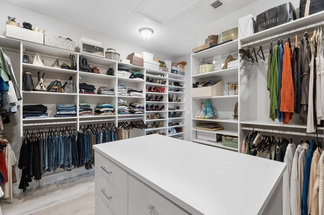 2093 Dickens Terrace, Palm Beach Gardens, FL 33418