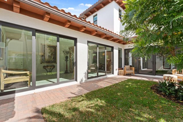 2093 Dickens Terrace, Palm Beach Gardens, FL 33418