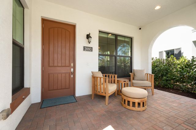 2093 Dickens Terrace, Palm Beach Gardens, FL 33418