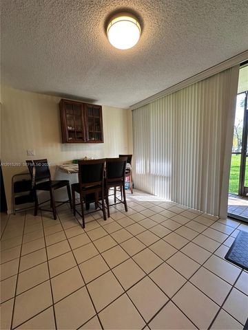 8025 SW 107th Ave 111, Miami, FL 33173