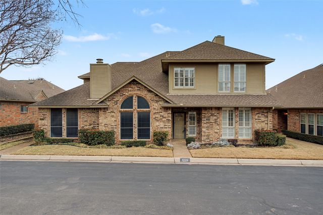 1227 Wooded Trail, Hurst, TX 76053