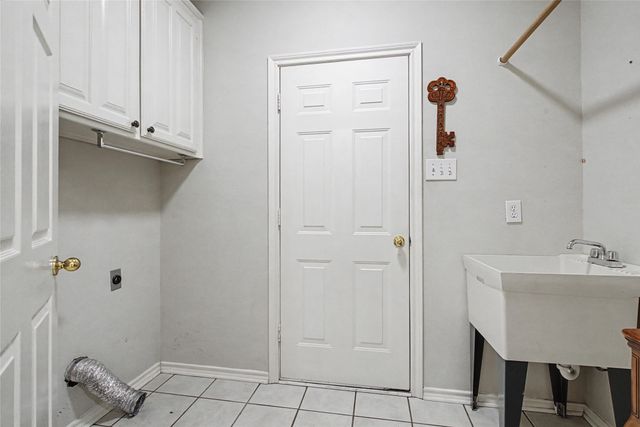 1227 Wooded Trail, Hurst, TX 76053