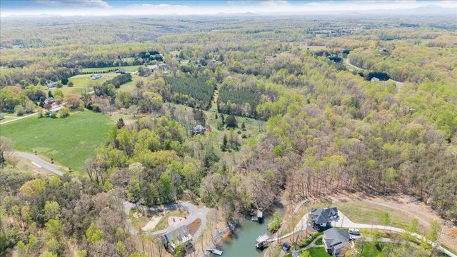 1401 Merriman Way RD, Moneta, VA 24121
