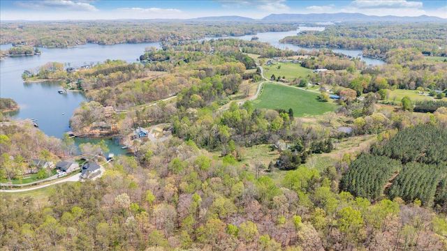 1401 Merriman Way RD, Moneta, VA 24121